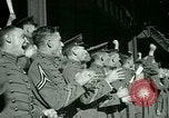 Standbild American Football New York City USA, 1944, aus Sekunde 49 historischem Filmmaterial Videoclip 65675021119