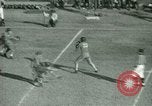 Image le football américain Atlanta Georgia USA, 1944, de la seconde 8 séquences d'archives historiques vidéo 65675021120