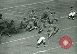 Image le football américain Atlanta Georgia USA, 1944, de la seconde 16 séquences d'archives historiques vidéo 65675021120