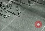 Image le football américain Atlanta Georgia USA, 1944, de la seconde 26 séquences d'archives historiques vidéo 65675021120
