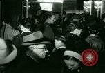 Immagine di Magnifica bambola premiere Cincinnati Ohio USA, 1946, secondo 32 filmato di repertorio 65675021121