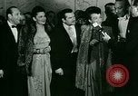 Immagine di Magnifica bambola premiere Cincinnati Ohio USA, 1946, secondo 39 filmato di repertorio 65675021121