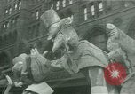 Standbild Toyland Parade Philadelphia Pennsylvania USA, 1946, aus Sekunde 26 historischem Filmmaterial Videoclip 65675021137