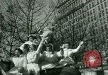 Standbild Toyland Parade Philadelphia Pennsylvania USA, 1946, aus Sekunde 34 historischem Filmmaterial Videoclip 65675021137