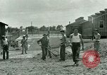 Standbild Kriegsgefangenenlager Southern United States USA, 1944, aus Sekunde 8 historischem Filmmaterial Videoclip 65675021141