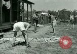 Standbild Kriegsgefangenenlager Southern United States USA, 1944, aus Sekunde 17 historischem Filmmaterial Videoclip 65675021141