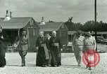 Image camp de prisonnier de guerre United States USA, 1944, de la seconde 10 séquences d'archives historiques vidéo 65675021143