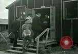 Image camp de prisonnier de guerre United States USA, 1944, de la seconde 43 séquences d'archives historiques vidéo 65675021143