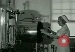 Immagine di Assistenza sanitaria nel campo di prigionia Southern United States USA, 1944, secondo 16 filmato di repertorio 65675021144