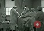Immagine di Assistenza sanitaria nel campo di prigionia Southern United States USA, 1944, secondo 33 filmato di repertorio 65675021144
