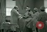 Immagine di Assistenza sanitaria nel campo di prigionia Southern United States USA, 1944, secondo 34 filmato di repertorio 65675021144