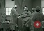 Immagine di Assistenza sanitaria nel campo di prigionia Southern United States USA, 1944, secondo 41 filmato di repertorio 65675021144