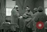 Immagine di Assistenza sanitaria nel campo di prigionia Southern United States USA, 1944, secondo 42 filmato di repertorio 65675021144