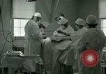 Immagine di Assistenza sanitaria nel campo di prigionia Southern United States USA, 1944, secondo 43 filmato di repertorio 65675021144