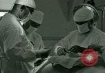 Immagine di Assistenza sanitaria nel campo di prigionia Southern United States USA, 1944, secondo 53 filmato di repertorio 65675021144