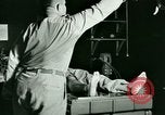 Immagine di Assistenza sanitaria nel campo di prigionia Southern United States USA, 1944, secondo 61 filmato di repertorio 65675021144