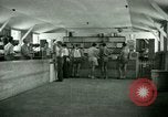 Standbild Kriegsgefangenenlager United States USA, 1944, aus Sekunde 1 historischem Filmmaterial Videoclip 65675021146
