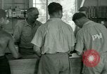 Standbild Kriegsgefangenenlager United States USA, 1944, aus Sekunde 32 historischem Filmmaterial Videoclip 65675021146