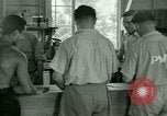Standbild Kriegsgefangenenlager United States USA, 1944, aus Sekunde 36 historischem Filmmaterial Videoclip 65675021146