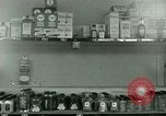 Standbild Kriegsgefangenenlager United States USA, 1944, aus Sekunde 49 historischem Filmmaterial Videoclip 65675021146