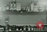 Standbild Kriegsgefangenenlager United States USA, 1944, aus Sekunde 55 historischem Filmmaterial Videoclip 65675021146