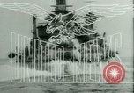 Standbild Amerikanische Bomber aircraft Streik Berlin Vereinigtes Königreich, 1944, aus Sekunde 23 historischem Filmmaterial Videoclip 65675021165