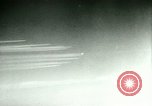 Standbild Amerikanische Bomber aircraft Streik Berlin Vereinigtes Königreich, 1944, aus Sekunde 36 historischem Filmmaterial Videoclip 65675021165