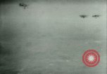 Standbild Amerikanische Bomber aircraft Streik Berlin Vereinigtes Königreich, 1944, aus Sekunde 52 historischem Filmmaterial Videoclip 65675021165
