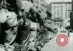Standbild Australian veterans Parade Sydney Australien, 1944, aus Sekunde 25 historischem Filmmaterial Videoclip 65675021167