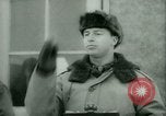Standbild deutschen Gefangenen arbeiten im Schnee Northern United States USA, 1944, aus Sekunde 10 historischem Filmmaterial Videoclip 65675021169