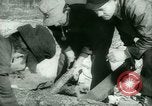 Standbild deutschen Gefangenen arbeiten im Schnee Northern United States USA, 1944, aus Sekunde 25 historischem Filmmaterial Videoclip 65675021169