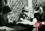 Immagine di Profughi italiani evacuare Italia, 1944, secondo 28 filmato di repertorio 65675021170