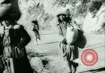 Immagine di Profughi italiani evacuare Italia, 1944, secondo 54 filmato di repertorio 65675021170