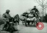 Immagine di Profughi italiani evacuare Italia, 1944, secondo 60 filmato di repertorio 65675021170