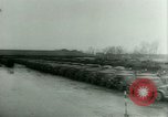 Standbild Alliierten Vereinigtes Königreich, 1944, aus Sekunde 28 historischem Filmmaterial Videoclip 65675021171