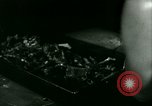 Immagine di Tedesco e prigionieri di guerra italiani NEGLI STATI UNITI United States USA, 1944, secondo 14 filmato di repertorio 65675021174
