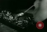 Immagine di Tedesco e prigionieri di guerra italiani NEGLI STATI UNITI United States USA, 1944, secondo 17 filmato di repertorio 65675021174