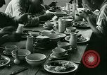 Immagine di Tedesco e prigionieri di guerra italiani NEGLI STATI UNITI United States USA, 1944, secondo 42 filmato di repertorio 65675021174