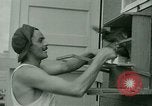 Immagine di Prigioniero di treni uccelli a noi operati POW Camp United States USA, 1944, secondo 5 filmato di repertorio 65675021176