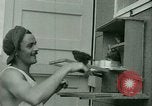 Immagine di Prigioniero di treni uccelli a noi operati POW Camp United States USA, 1944, secondo 12 filmato di repertorio 65675021176
