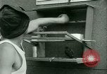 Immagine di Prigioniero di treni uccelli a noi operati POW Camp United States USA, 1944, secondo 20 filmato di repertorio 65675021176