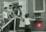 Immagine di Prigioniero di treni uccelli a noi operati POW Camp United States USA, 1944, secondo 31 filmato di repertorio 65675021176