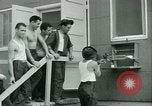Immagine di Prigioniero di treni uccelli a noi operati POW Camp United States USA, 1944, secondo 36 filmato di repertorio 65675021176