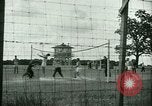 Immagine di Italiano e Tedesco POWs play sports United States USA, 1944, secondo 8 filmato di repertorio 65675021177