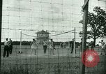 Immagine di Italiano e Tedesco POWs play sports United States USA, 1944, secondo 11 filmato di repertorio 65675021177