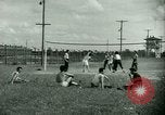 Immagine di Italiano e Tedesco POWs play sports United States USA, 1944, secondo 23 filmato di repertorio 65675021177