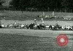 Immagine di Italiano e Tedesco POWs play sports United States USA, 1944, secondo 31 filmato di repertorio 65675021177