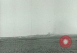 Immagine di Campagna tunisina Tunisia Africa del Nord, 1943, secondo 14 filmato di repertorio 65675021182