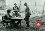 Image prisonnier interrogatoire Tara France, 1944, de la seconde 35 séquences d'archives historiques vidéo 65675021186