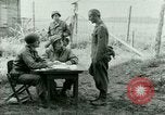 Image prisonnier interrogatoire Tara France, 1944, de la seconde 43 séquences d'archives historiques vidéo 65675021186